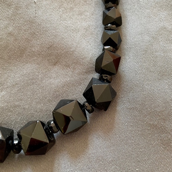 5 Necklaces Various Styles - Picture 14 of 16